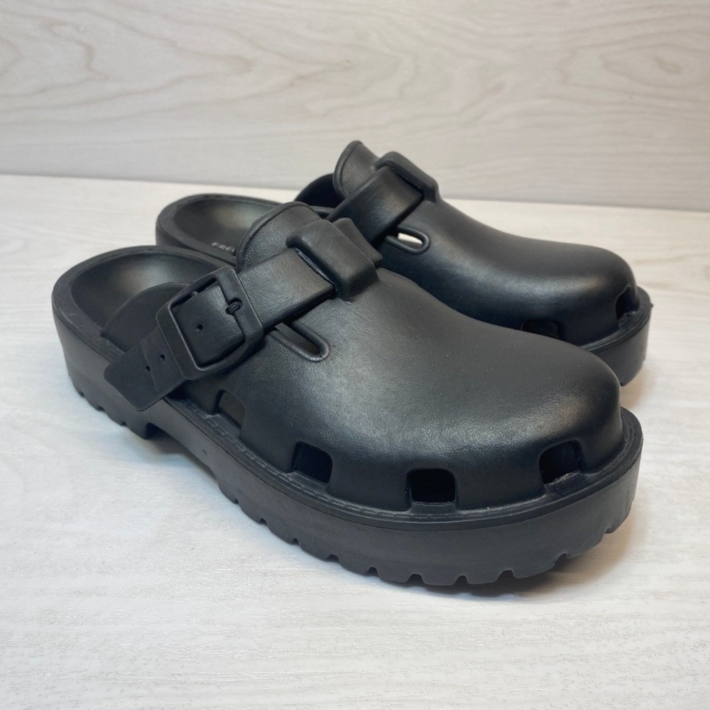 Free‎ People Womens 36 Karlie Platform Slide Black Rubber Buckle Lug Sole Sandal